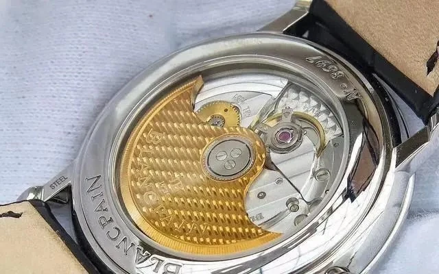 日本機芯工藝細節