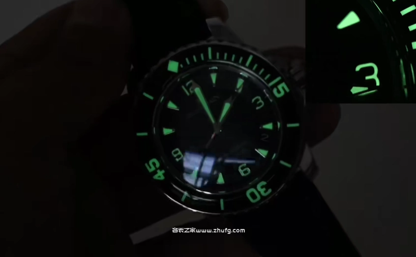 寶珀五十噚夜光效果展示