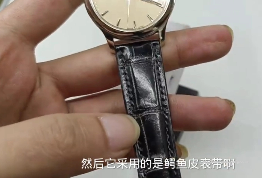 3K廠百達翡麗5227鱷魚皮錶帶與折疊扣近距離展示