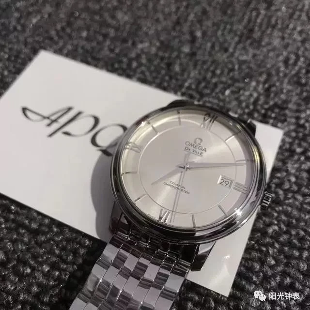 歐米茄碟飛腕錶