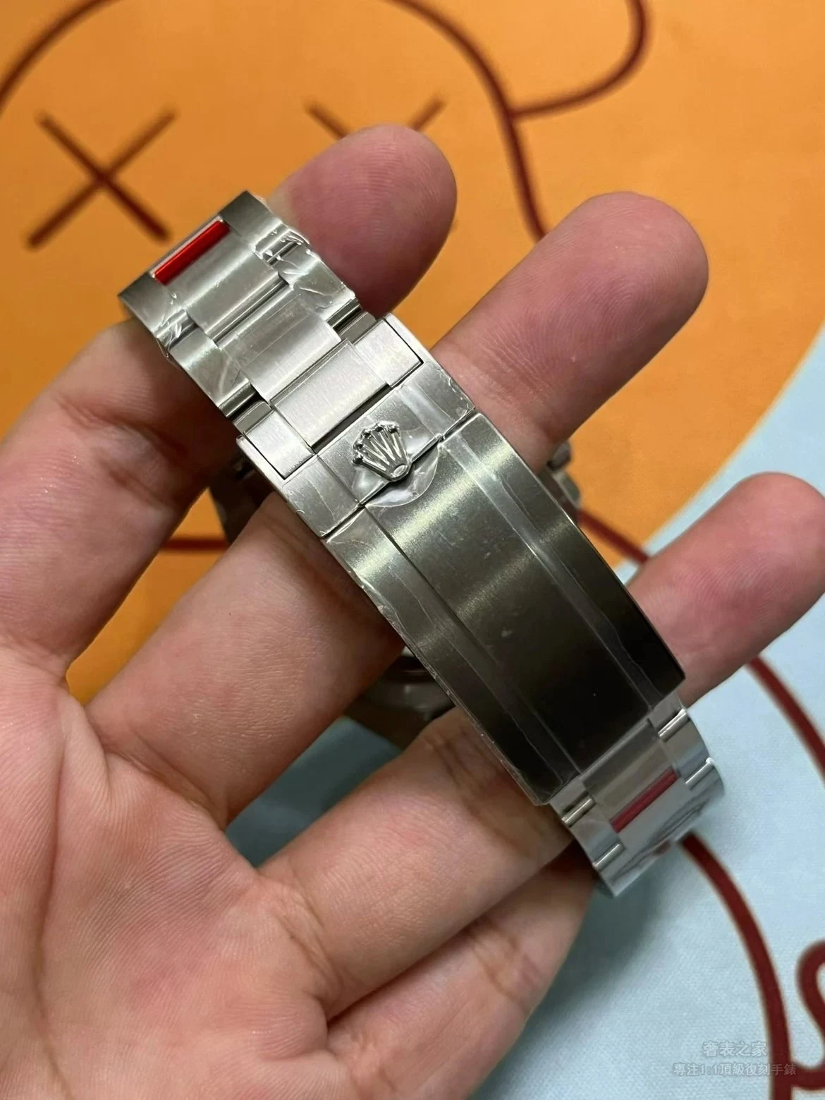 VS工廠Submariner 124060蠔式折扣勞力士皇冠標誌