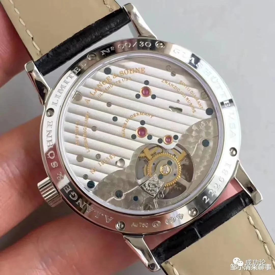 朗格1815Tourbillon系列真陀飛輪機芯展示