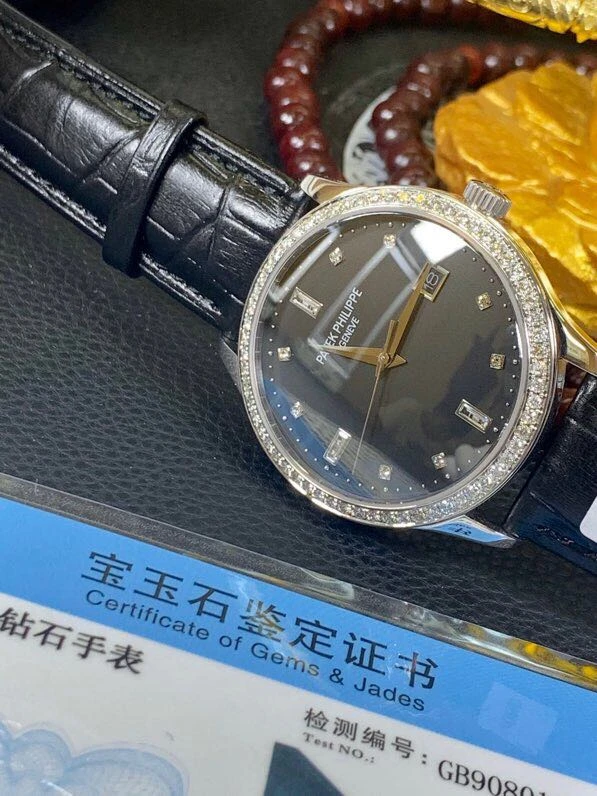 百达翡丽古典表南非真钻全自动机械男士复刻表正面图